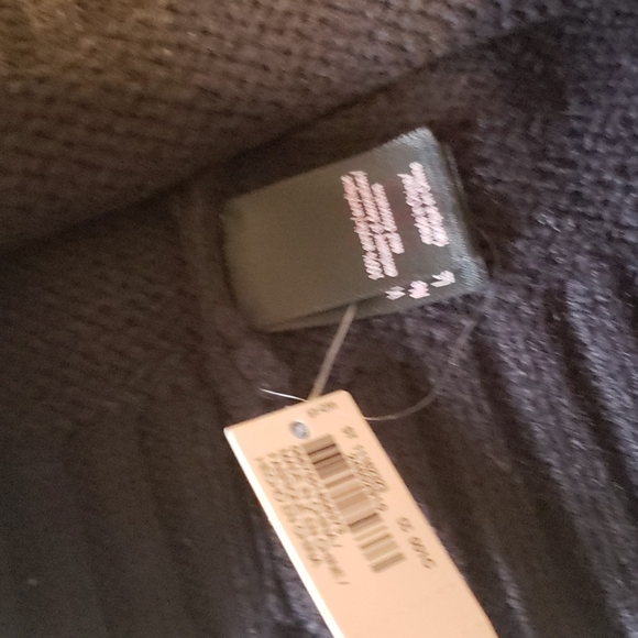 Victoria"s Secret hat - Picture 2 of 4